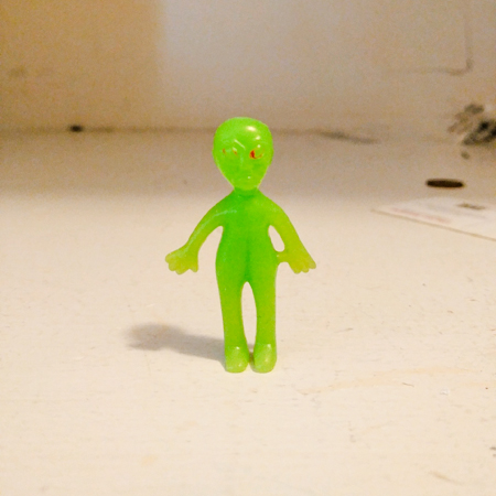 toy alien