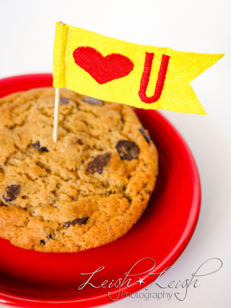 cookie with "I love you" flag stuck in it