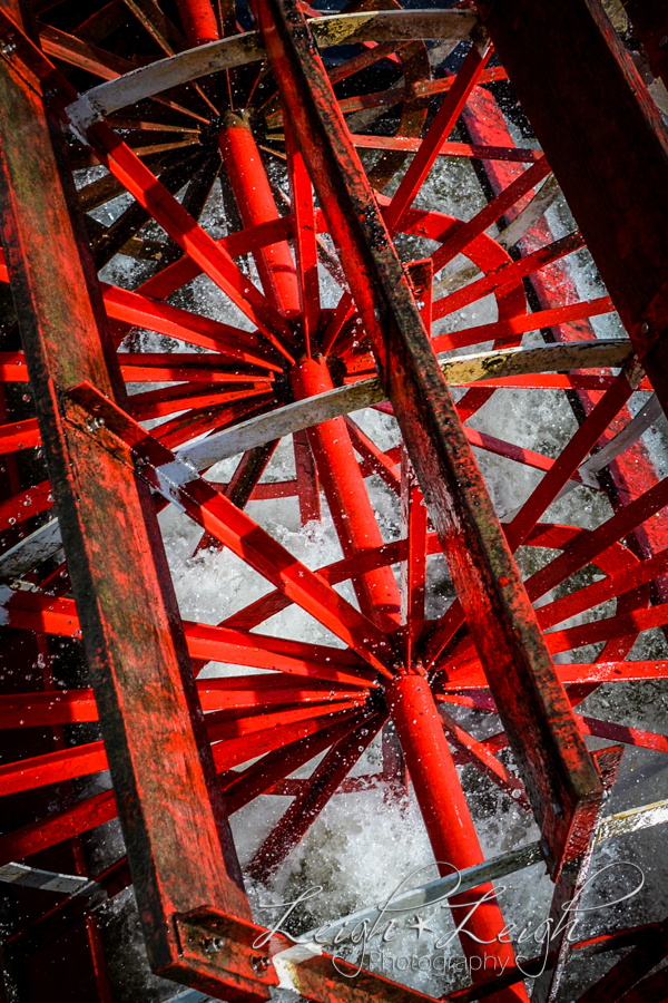 sternwheeler riverboat 