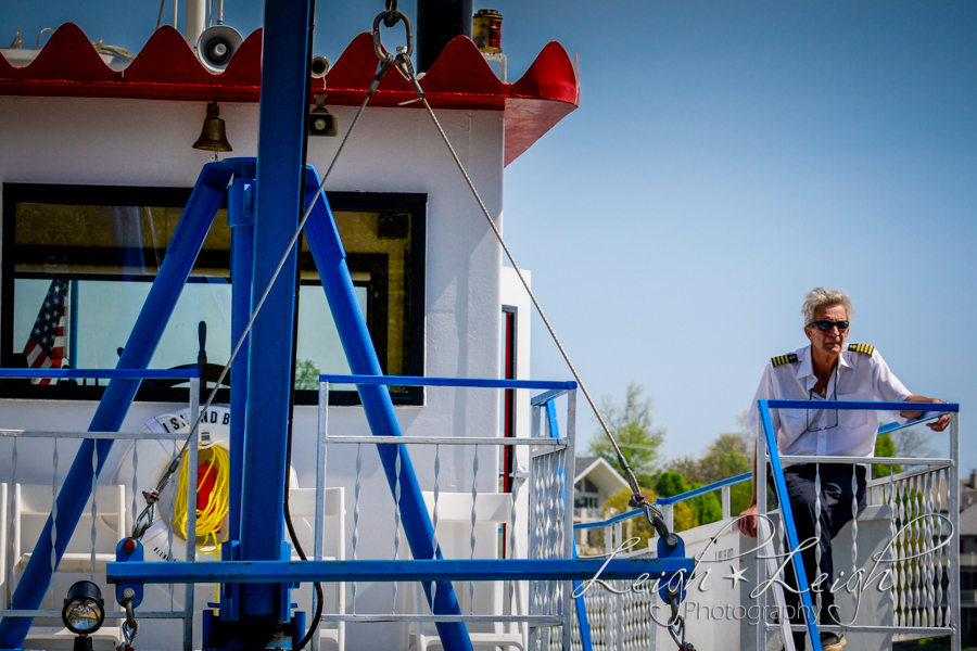 sternwheeler riverboat captain