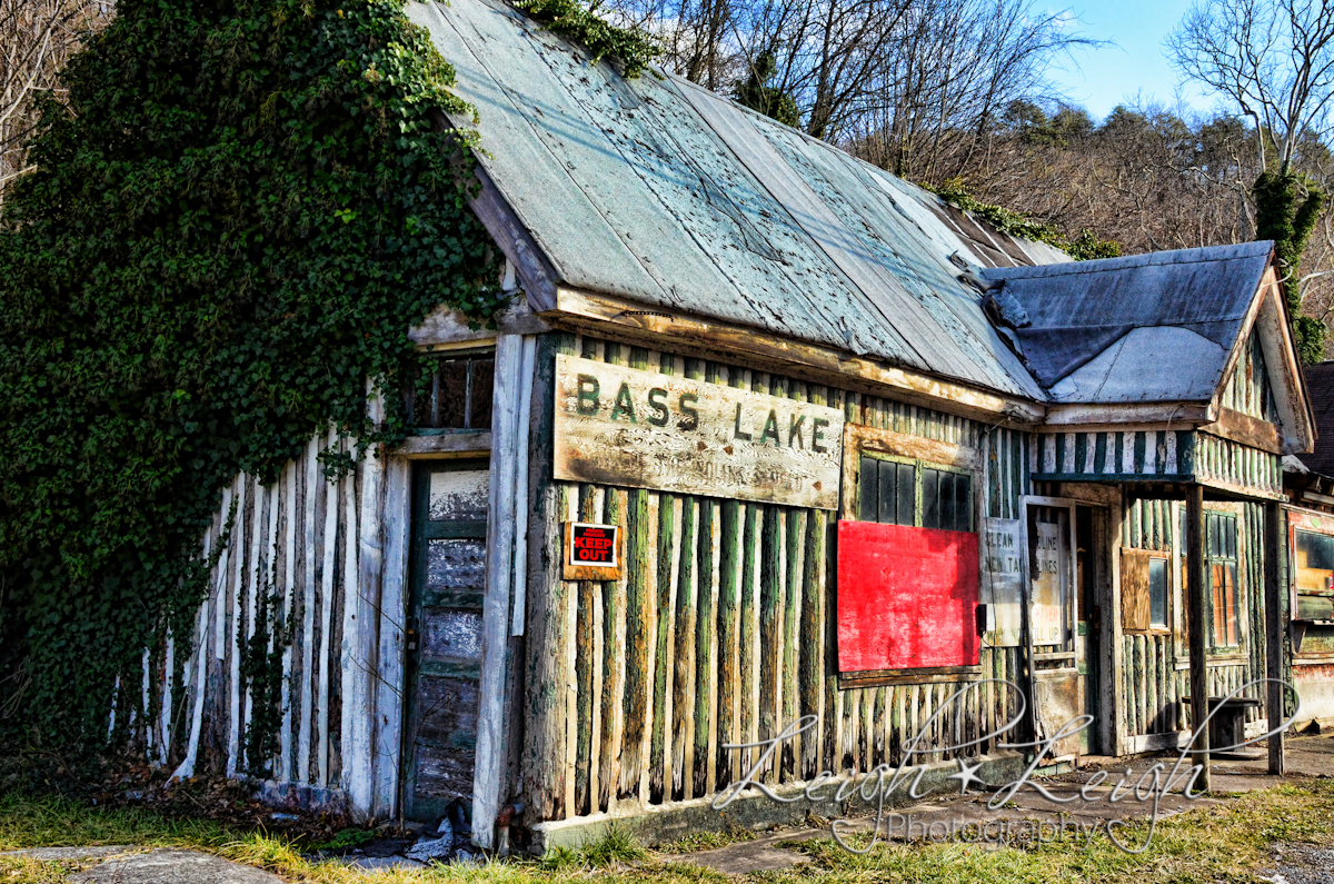 Bass Lake building