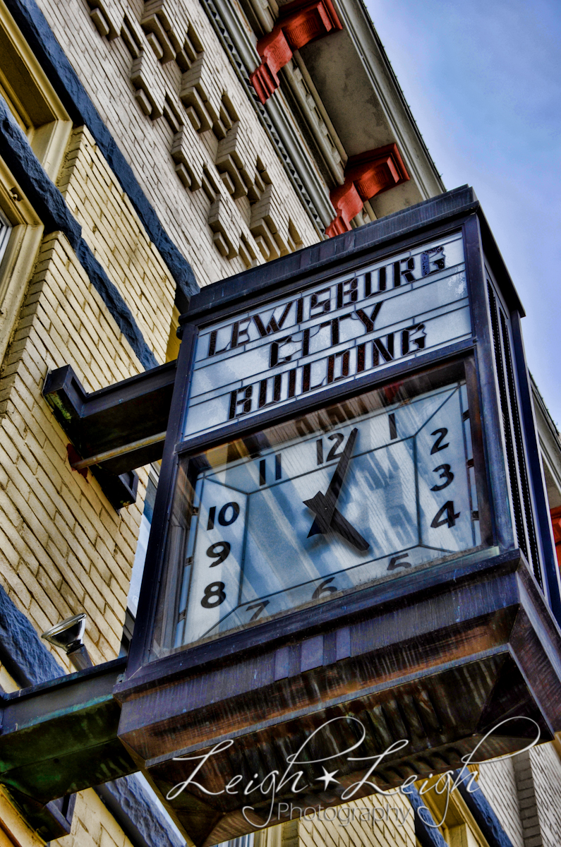 Lewisburg City Clock