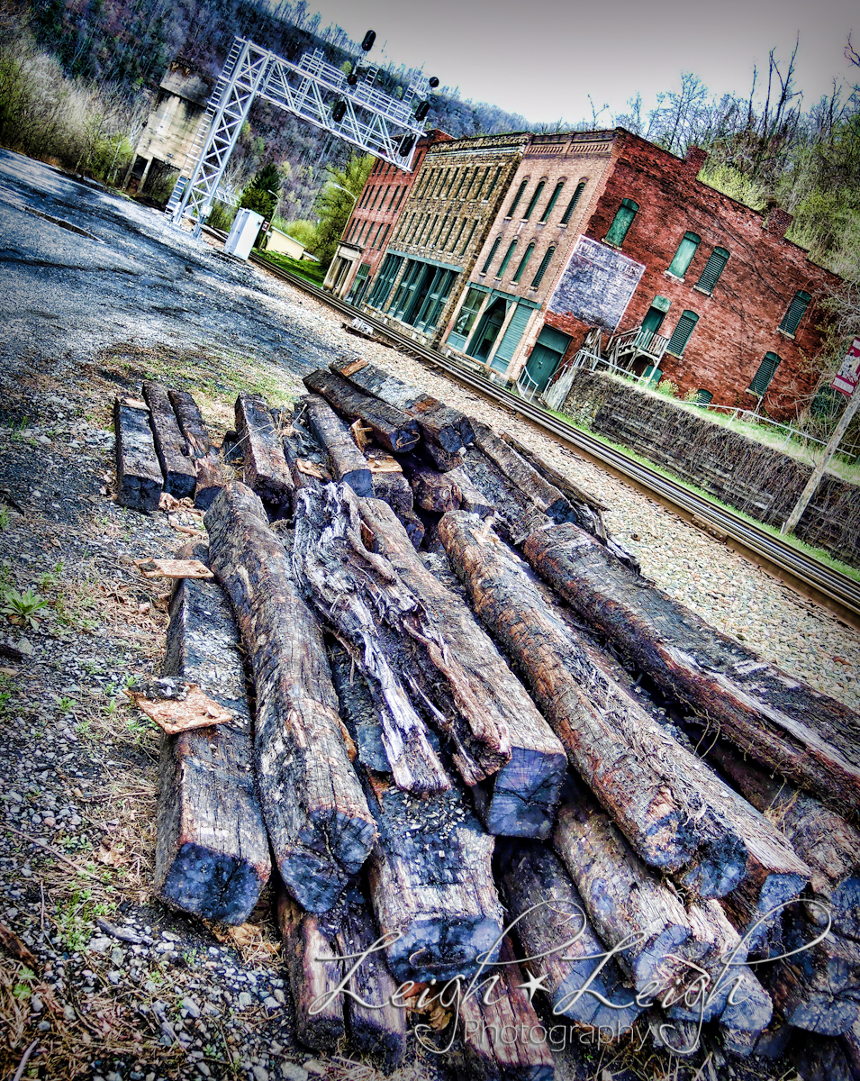 Thurmond railroad tracks and bank