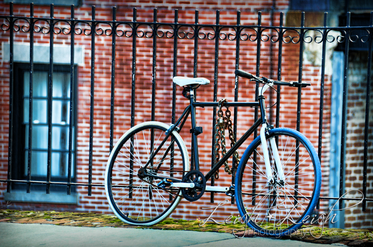 bike chained to fence