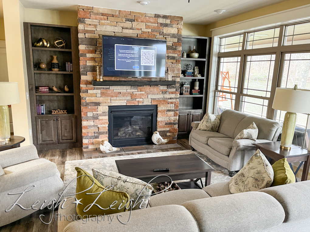 Stonewall Cottage living room