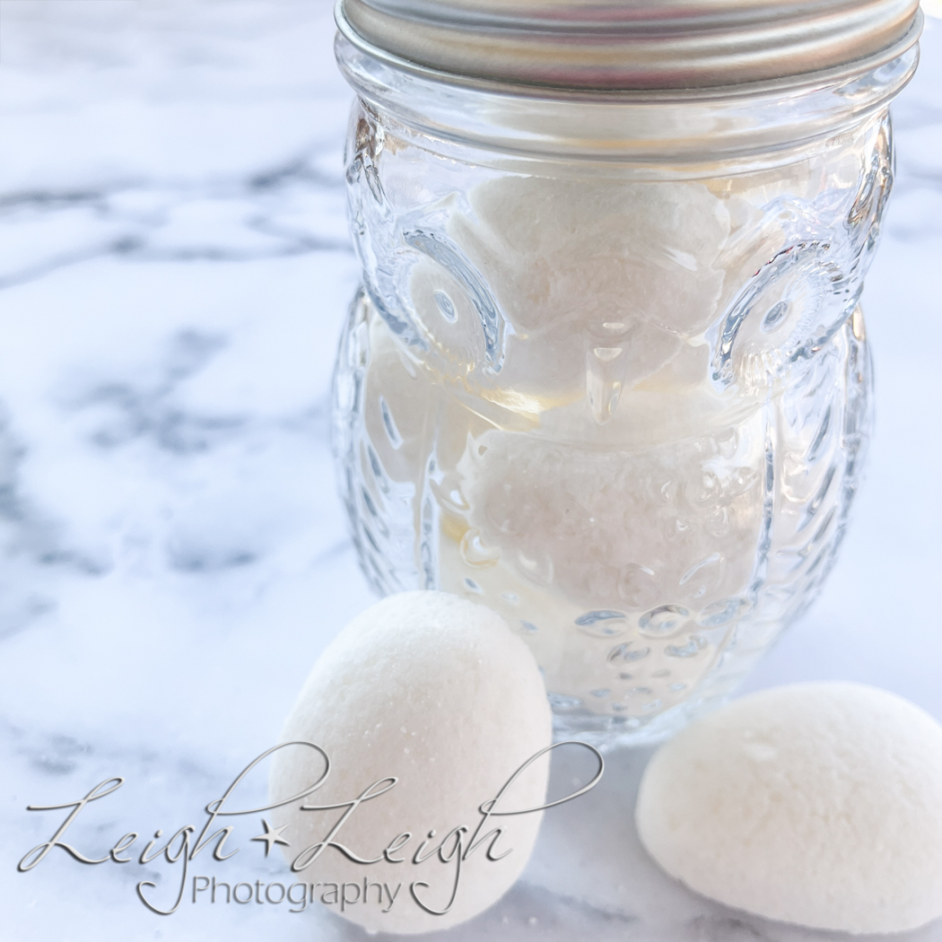 Bath bombs and owl jar