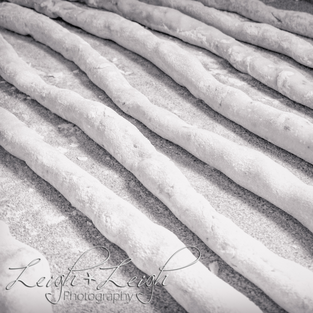 gnocchi rolled up ready to cut