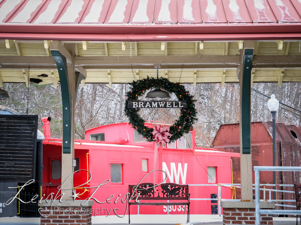 depot with caboose and big wreath